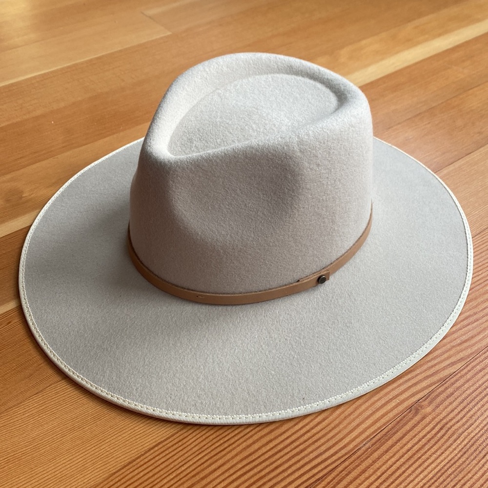 Elegant Cream Fedora Hat